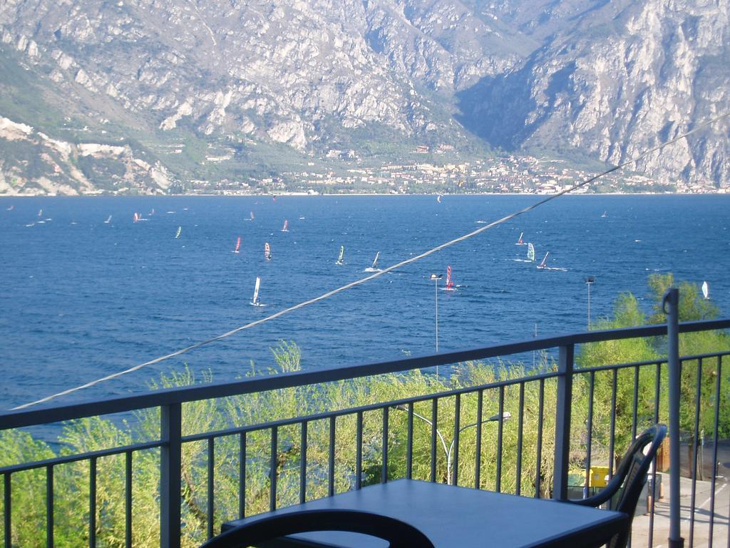 Hotel Casa Marinella Malcesine Dış mekan fotoğraf