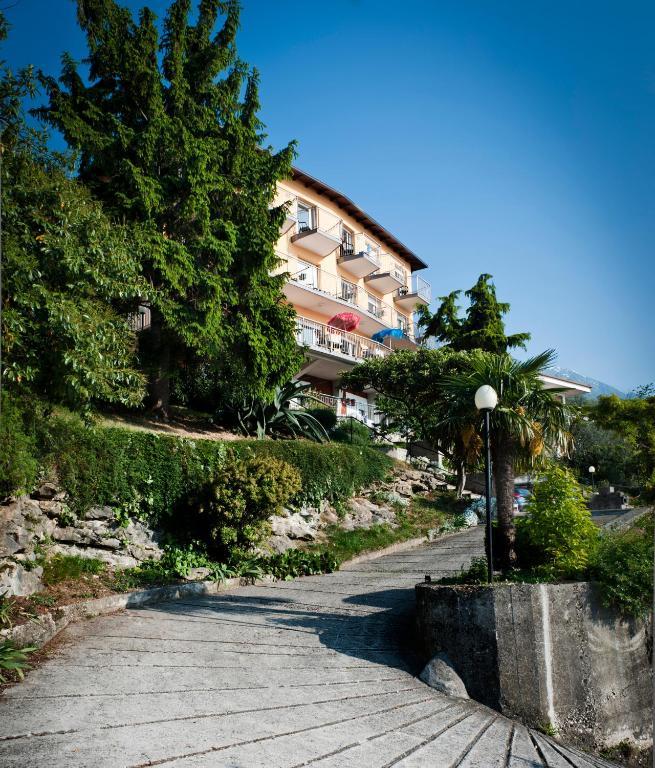 Hotel Casa Marinella Malcesine Dış mekan fotoğraf