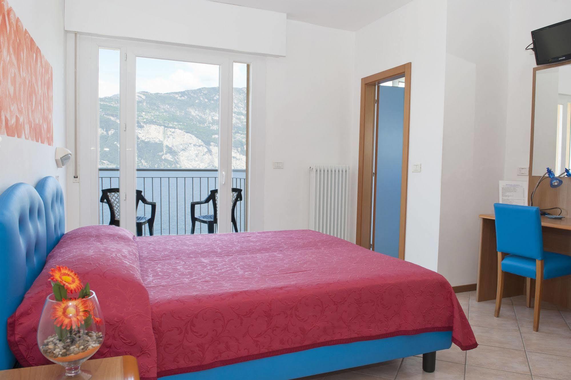 Hotel Casa Marinella Malcesine Dış mekan fotoğraf