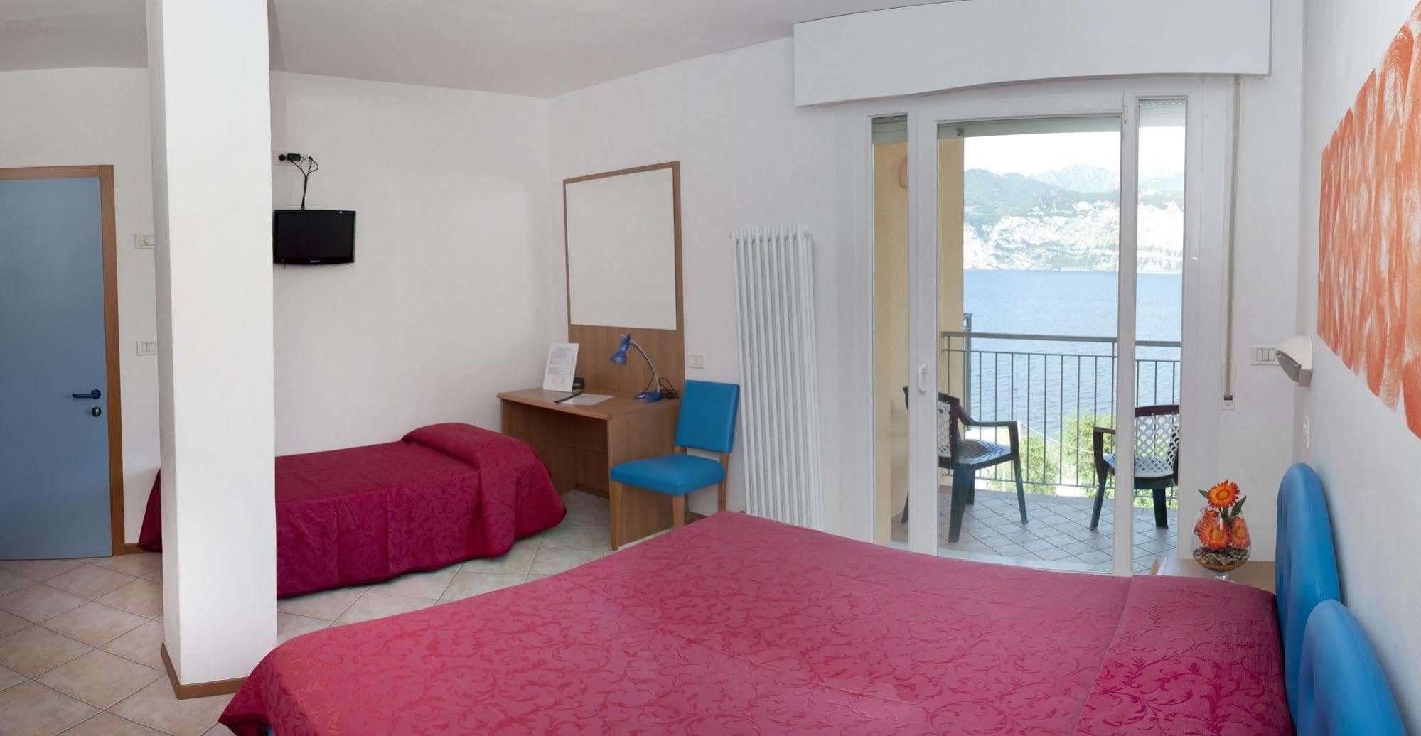Hotel Casa Marinella Malcesine Dış mekan fotoğraf